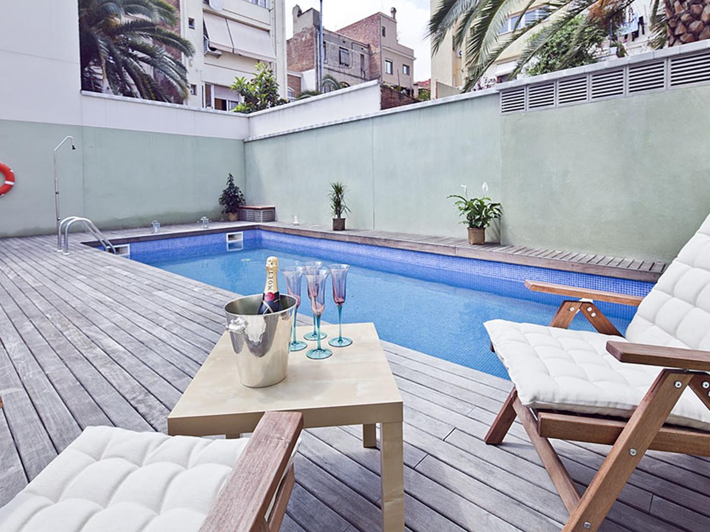 Private Terrace and Swimming Pool Apartment - My Space Barcelona Mieszkanie