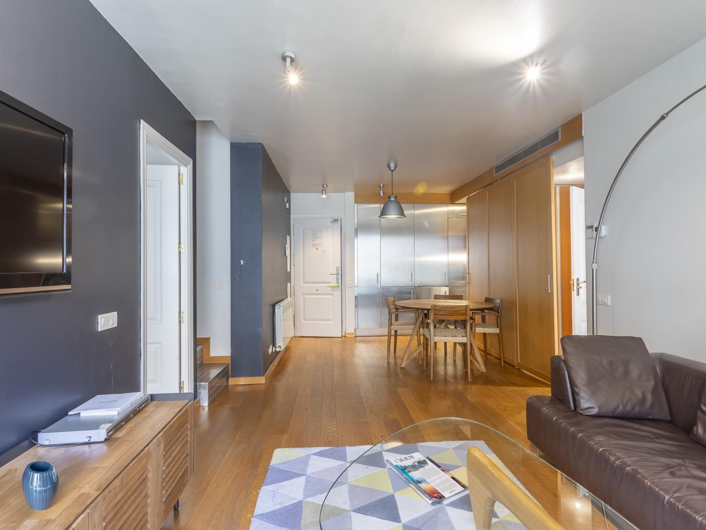 Attic Apartment in Bonanova with Private Terrace - My Space Barcelona Mieszkanie