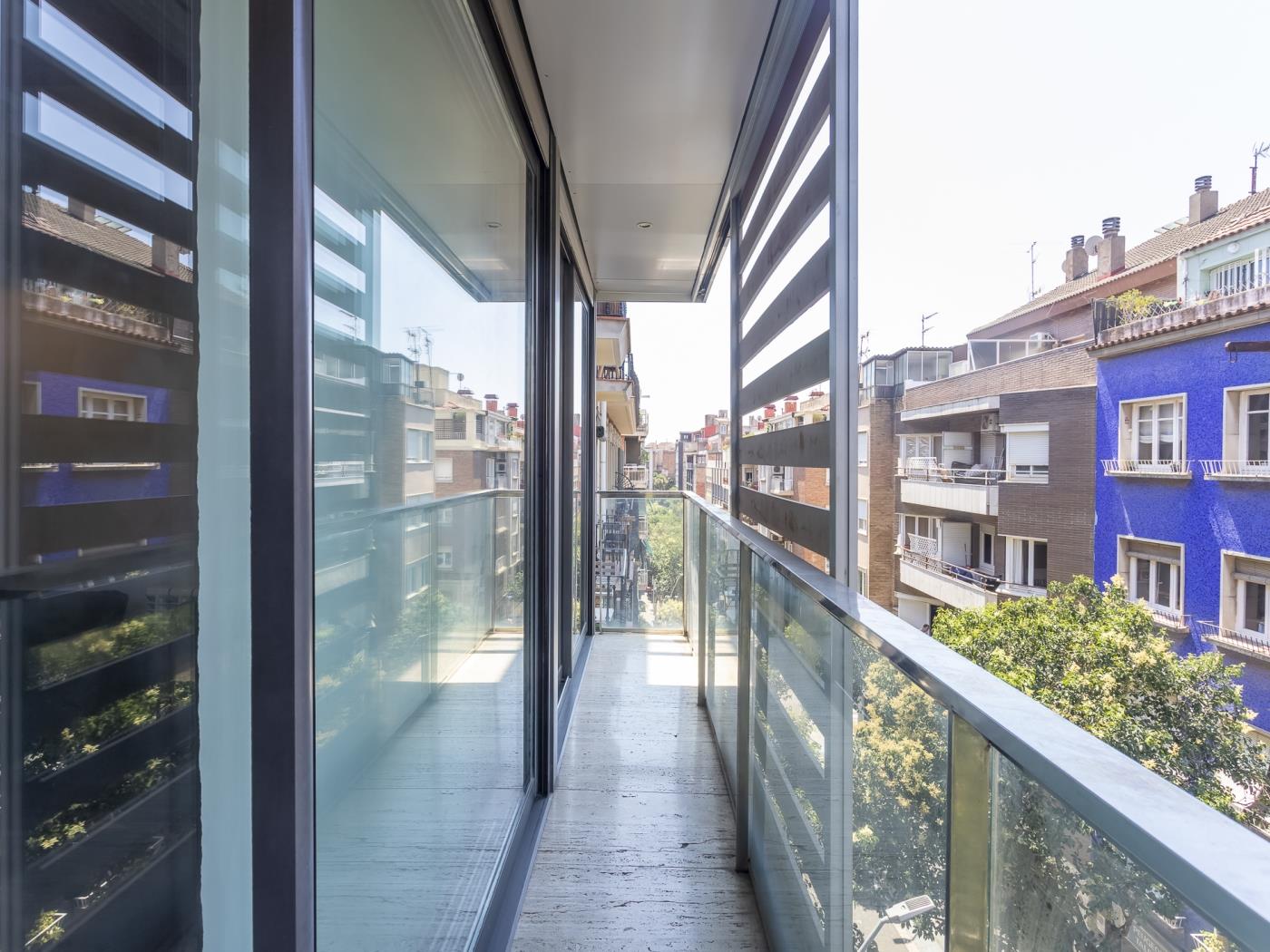 Attic Apartment in Bonanova with Private Terrace - My Space Barcelona Mieszkanie