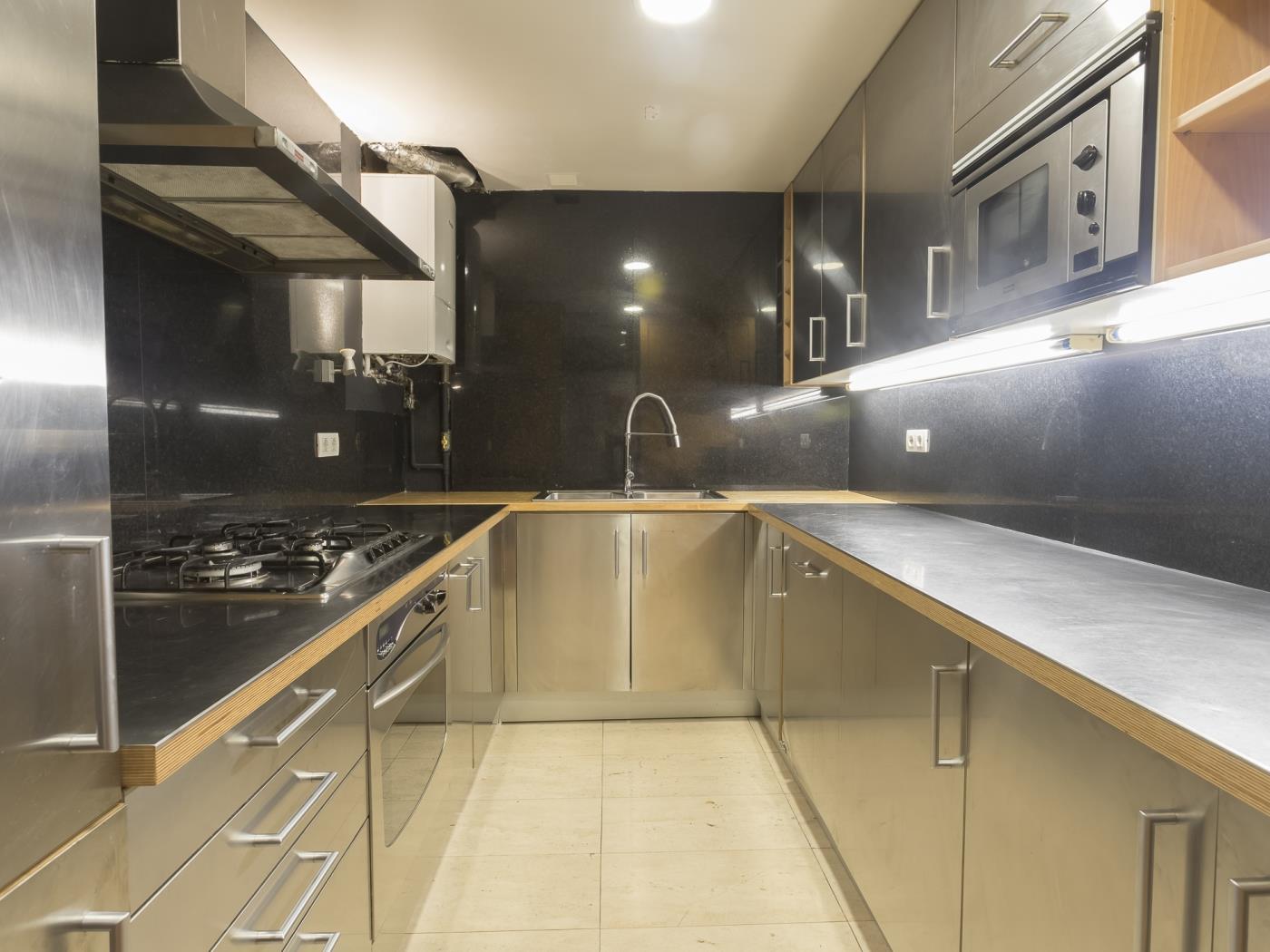 Attic Apartment in Bonanova with Private Terrace - My Space Barcelona Mieszkanie