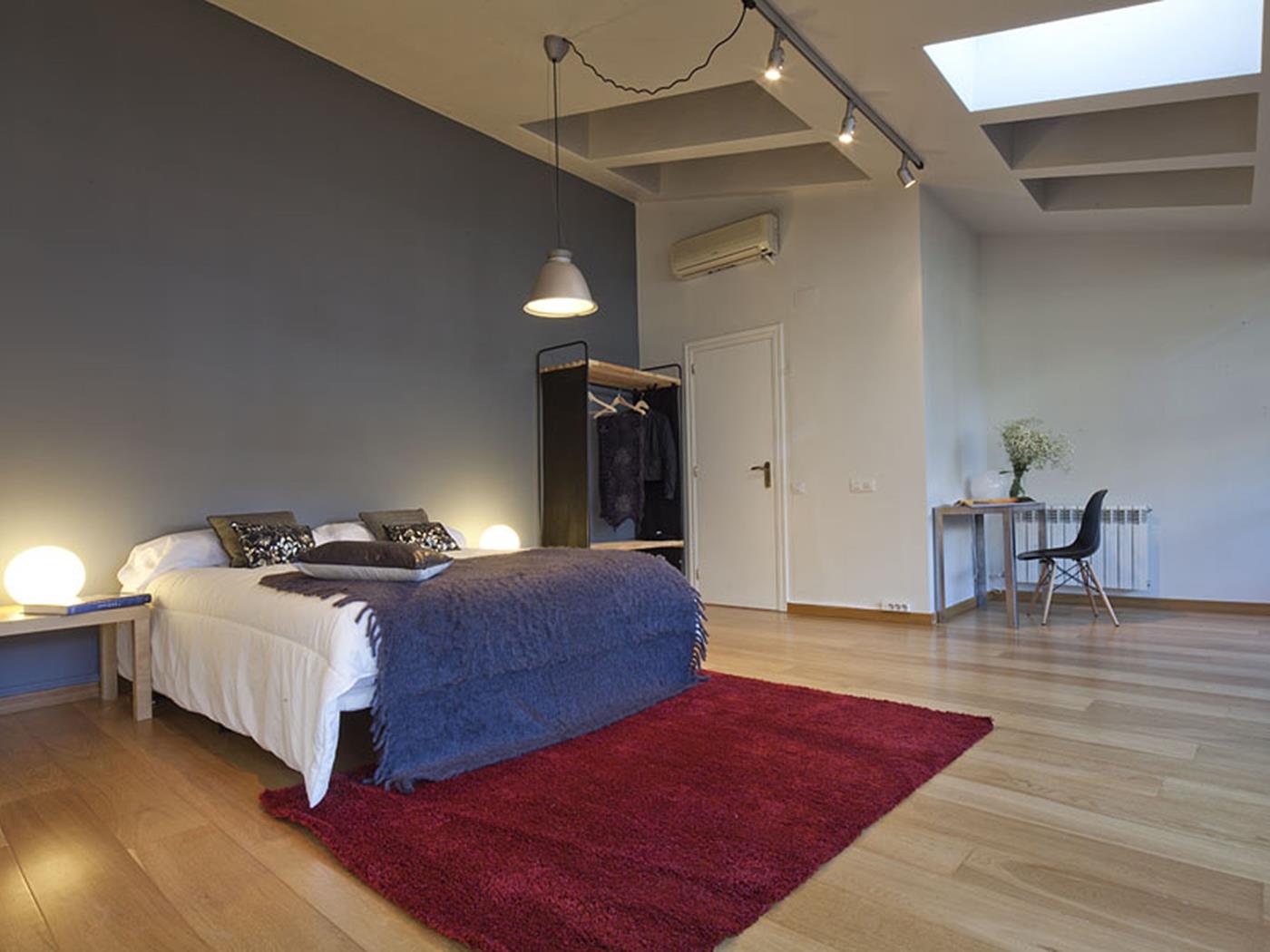 Attic Apartment in Bonanova with Private Terrace - My Space Barcelona Mieszkanie