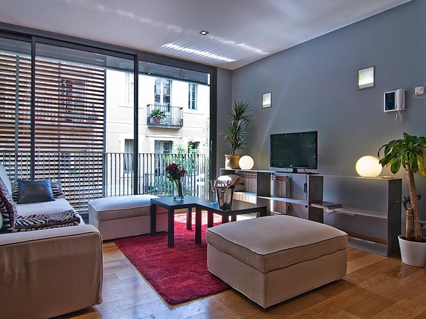 Apartment with Terrace and Pool in Sagrada Familia - My Space Barcelona Mieszkanie