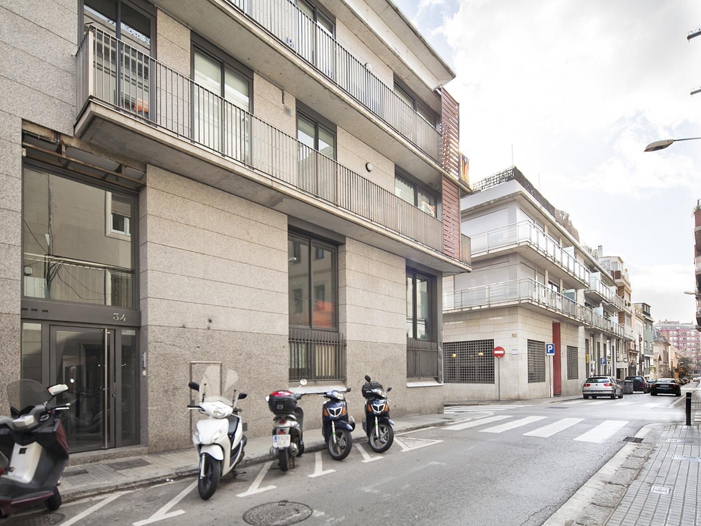 Poddasze z prywatnym tarasem w centrum miasta dla 6 osób - My Space Barcelona Mieszkanie