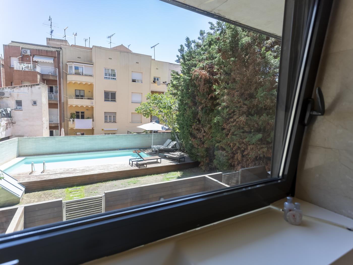 Apartment with Terrace and Pool near Park Güell - My Space Barcelona Mieszkanie