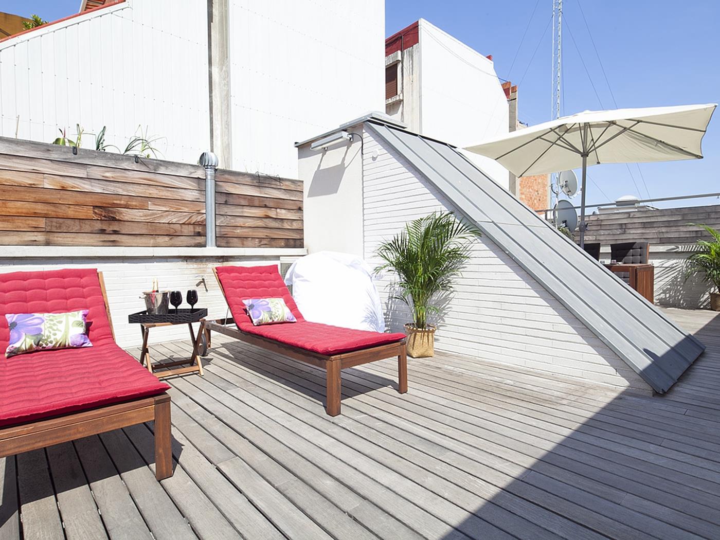 Penthouse with Terrace and Pool near City Center - My Space Barcelona Mieszkanie