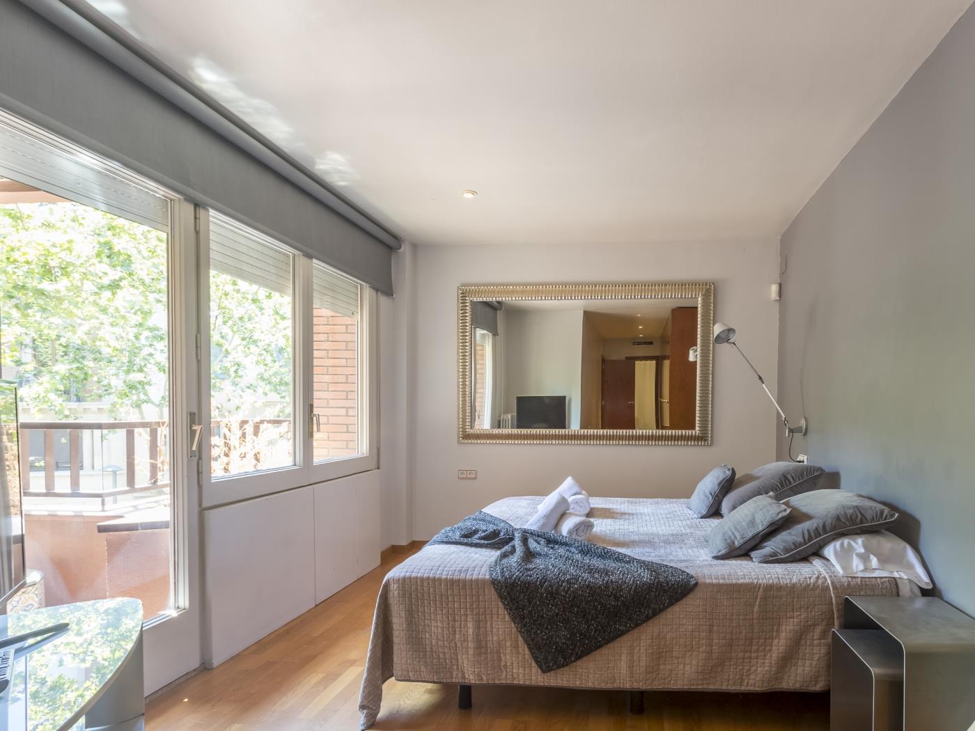 Classic executive Bonanova Apartment for 8 - My Space Barcelona Mieszkanie