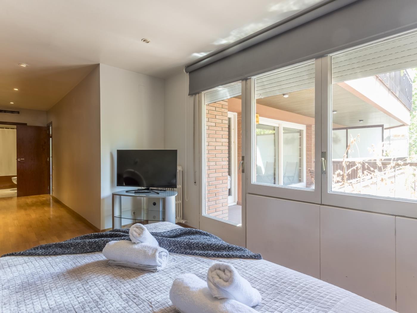 Classic executive Bonanova Apartment for 8 - My Space Barcelona Mieszkanie