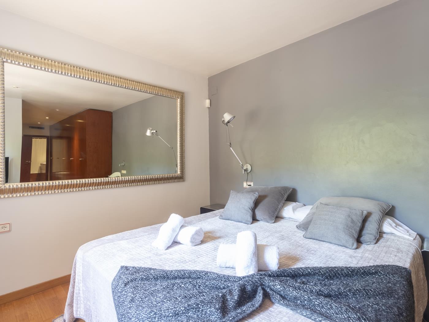 Classic executive Bonanova Apartment for 8 - My Space Barcelona Mieszkanie