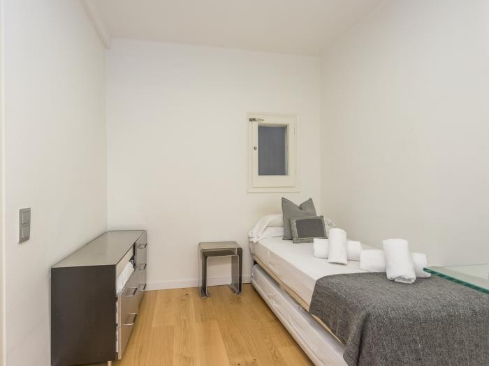Całkowicie nowe mieszkanie z 2 sypialniami do tymczasowego wynajmu w dzielnicy U - My Space Barcelona Mieszkanie