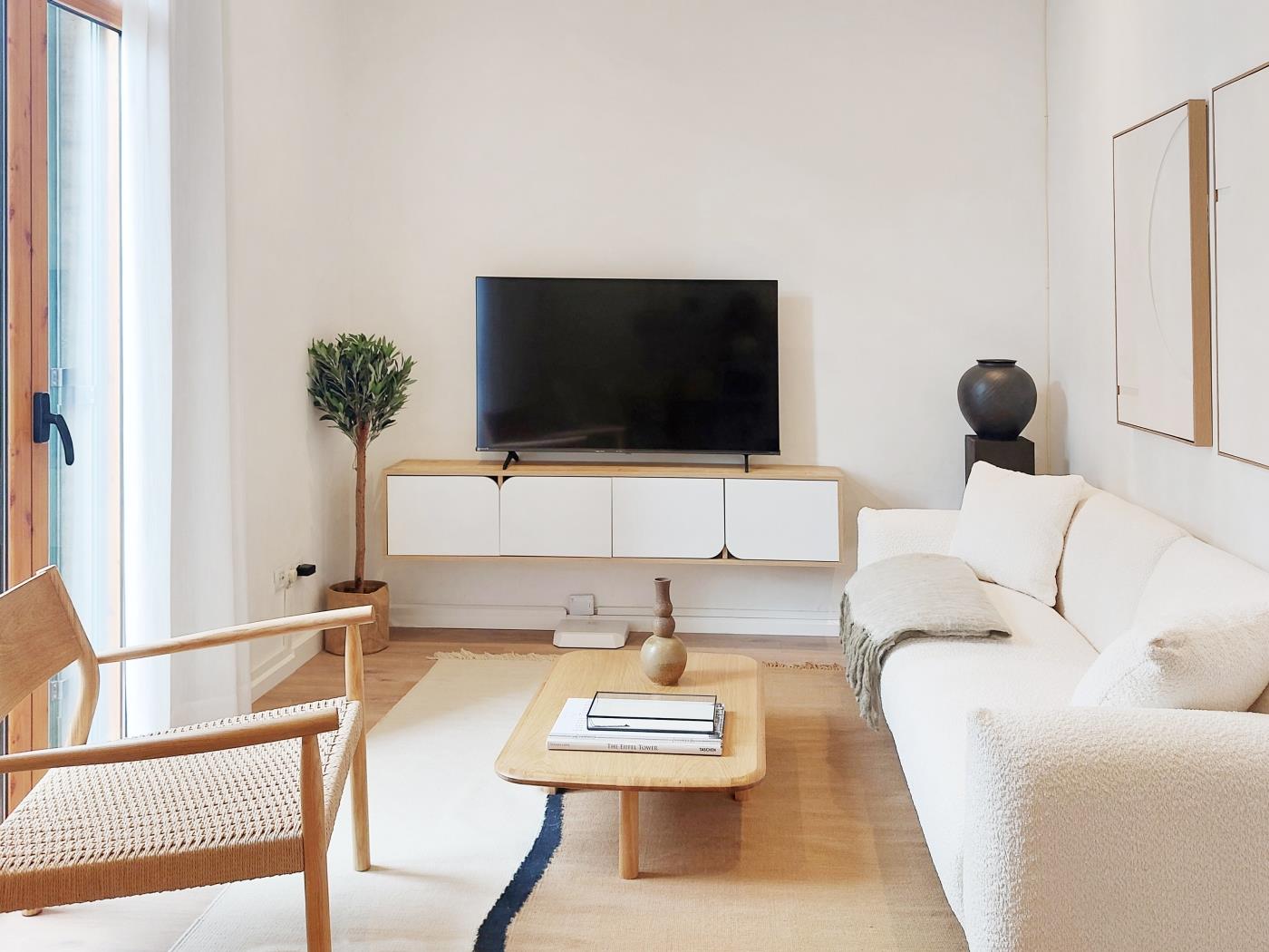 Jasne Mieszkanie z 2 Sypialniami i Balkonem - My Space Barcelona Mieszkanie