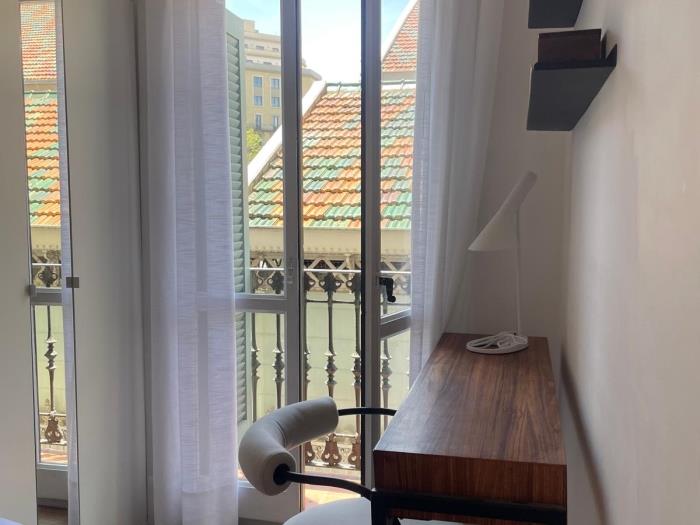 2 pokoje + balkony przy targu - My Space Barcelona Mieszkanie