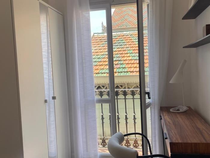 2 pokoje + balkony przy targu - My Space Barcelona Mieszkanie