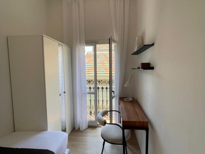 2 pokoje + balkony przy targu - My Space Barcelona Mieszkanie