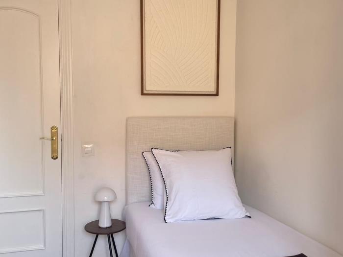2 pokoje + balkony przy targu - My Space Barcelona Mieszkanie