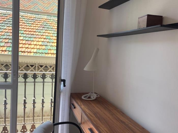 2 pokoje + balkony przy targu - My Space Barcelona Mieszkanie