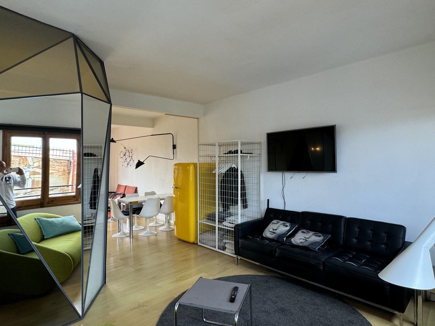 Odnowiony loft z 2 sypialniami i tarasem w Dzielnicy Gotyckiej - My Space Barcelona Mieszkanie
