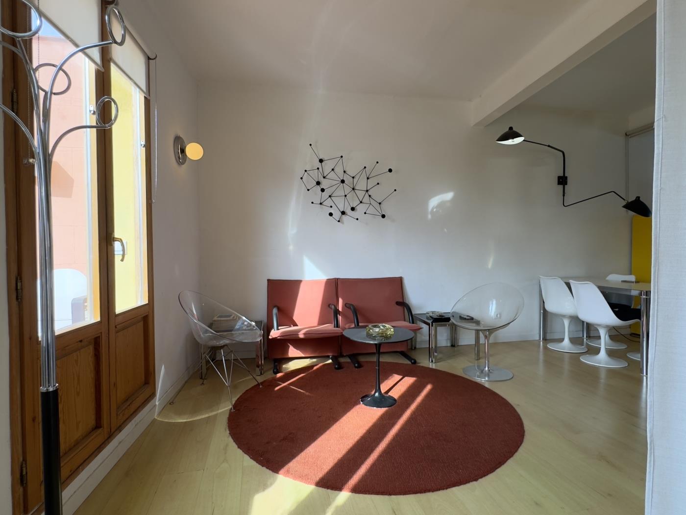 Odnowiony loft z 2 sypialniami i tarasem w Dzielnicy Gotyckiej - My Space Barcelona Mieszkanie